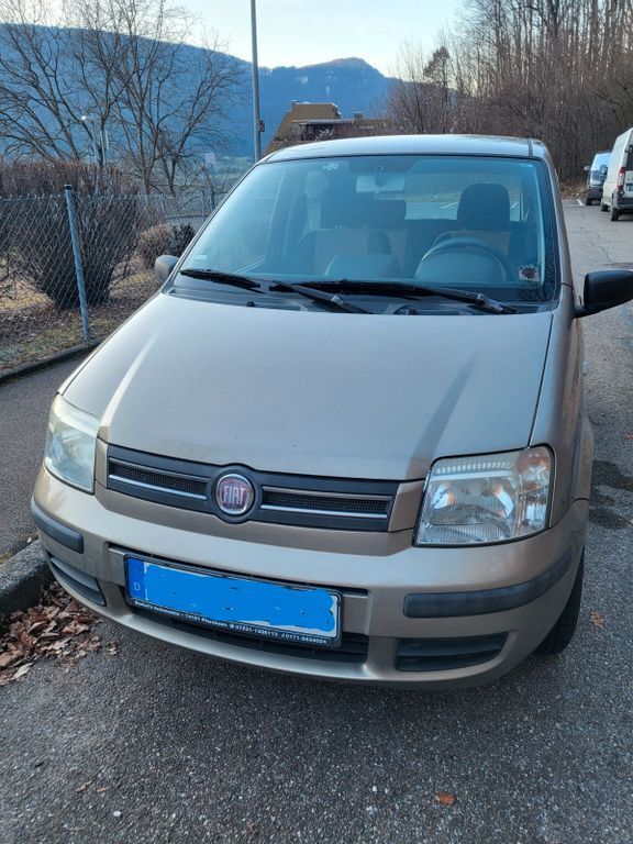 Fiat Panda 128.000 km 1.950 € Bad Urach 72574