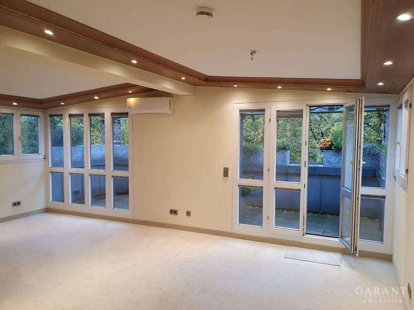 Wohnung zum Kaufen in Esslingen am Neckar 285.000 € 77 m²