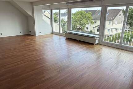 Wohnung Bonn Gielgen - 3 Zimmer, 120 m&sup2;, 1.290&euro; | Angebot:27447705