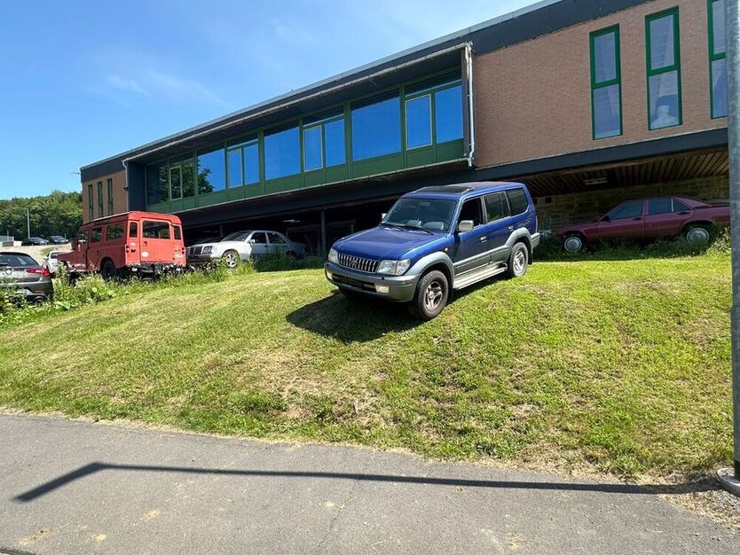 Land Cruiser