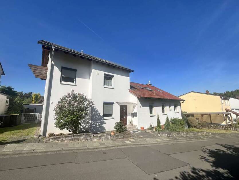 Haus zum Kaufen in Kaiserslautern 325.900 € 227 m²