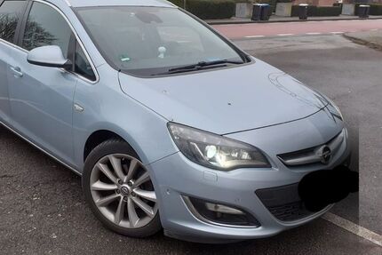 Opel Astra 181.000 km 4.899 € Aachen 52078