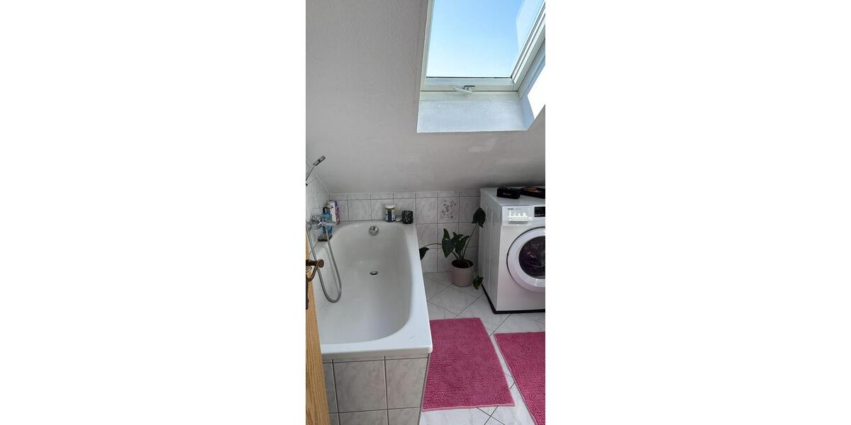 Dachgeschoßwohnung Arnstadt - 2 Zimmer, 50 m&sup2;, 510&euro; | Angebot:26400149