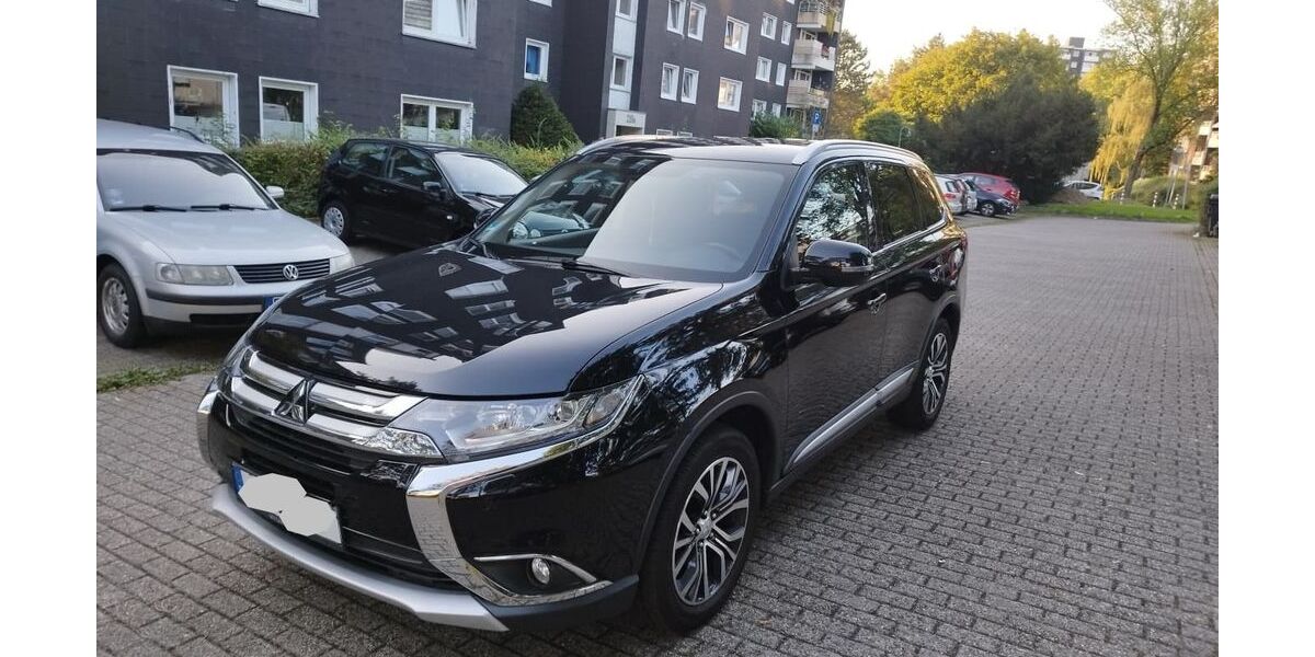 Mitsubishi Outlander 143.000 km 10.300 &euro; Essen 45277