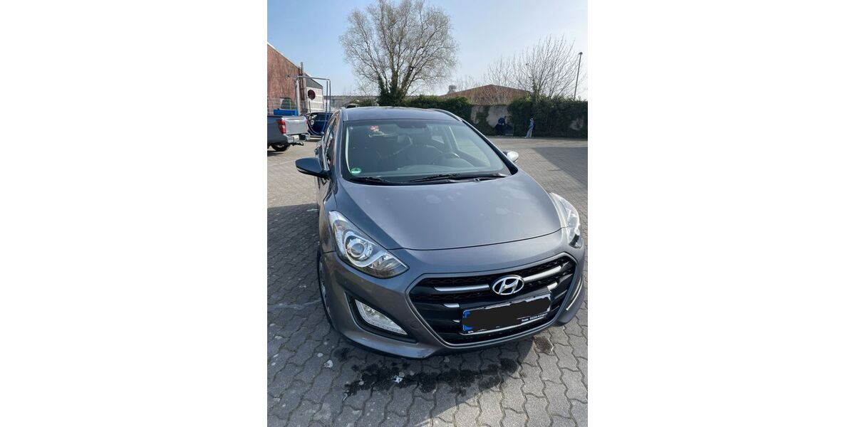 Hyundai i30 152.000 km 6.550 &euro; Coesfeld 48653