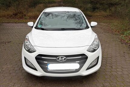 Hyundai i30 125.500 km 7.500 &euro; Oering 23845