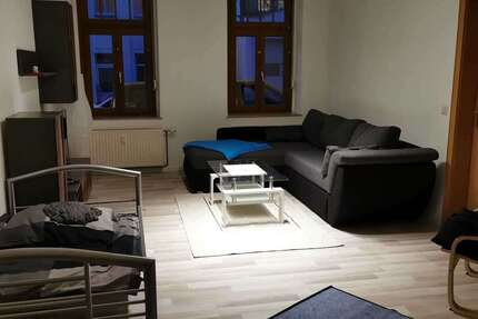 komplett möblierte 3-Zim-Wohnung mit Balkon - auch kurzfristige Mietzeit möglich 3 zimmer