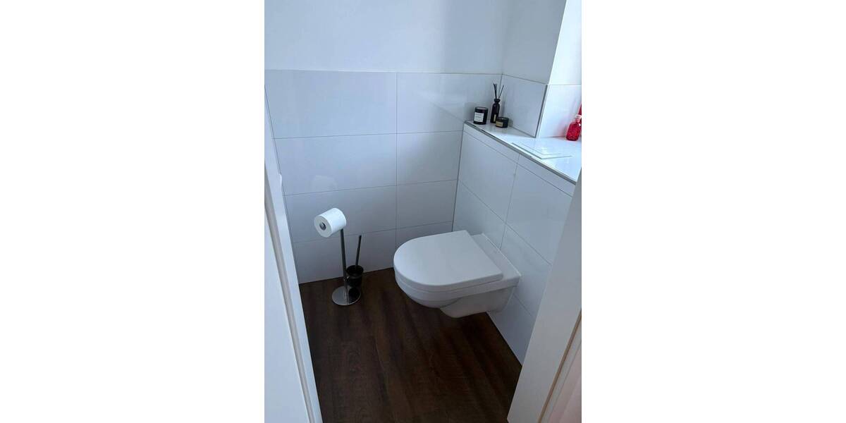 Doppelhaushälfte Pinneberg - 4 Zimmer, 118 m&sup2;, 1.790&euro; | Angebot:25969103