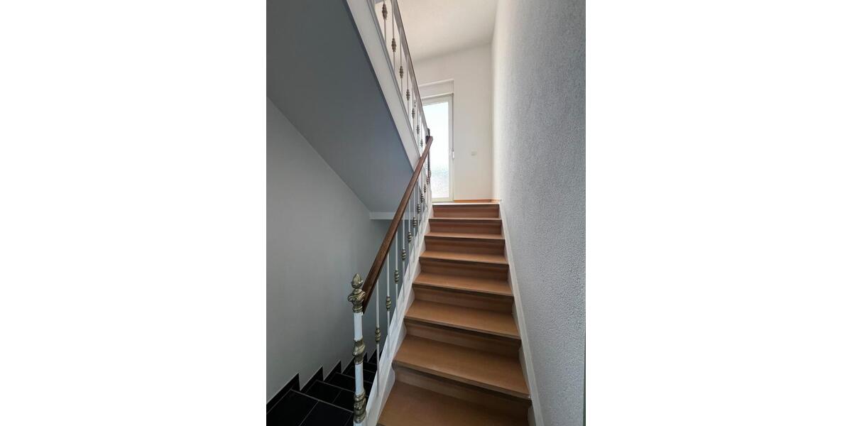 Einfamilienhaus Darmstadt Darmstadt-West - 10 Zimmer, 195 m&sup2;, 2.425&euro; | Angebot:26267907