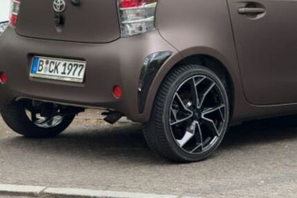 Toyota IQ 105.000 km 9.500 &euro; Berlin 14193