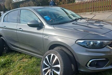 Fiat Tipo 63.000 km 10.600 &euro; Landshut 84034