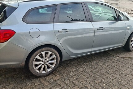 Opel Astra J 221.000 km 2.990 &euro; Aschaffenburg 63701