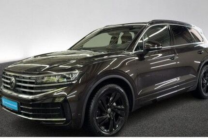 VW Touareg 5.038 km 59.480 &euro; Frankfurt am Main 60326