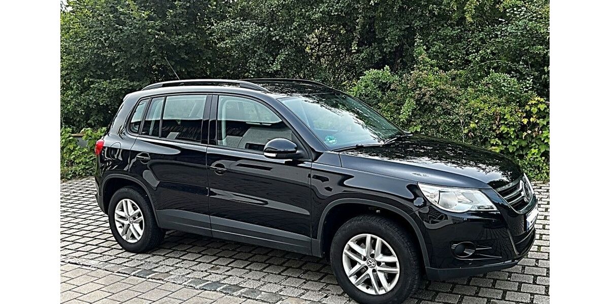 VW Tiguan 146.180 km 5.900 &euro; Fahrenzhausen 85777