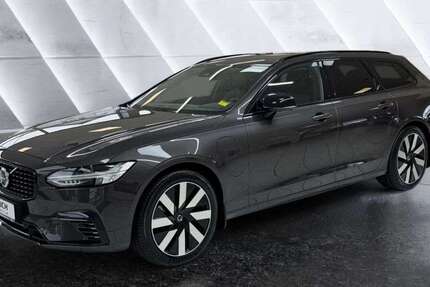 Volvo V90 17.490 km 44.880 € Berlin 12683