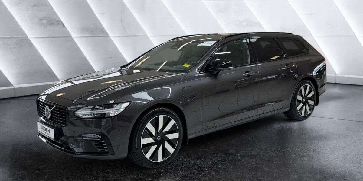 Volvo V90 17.490 km 44.880 € Berlin 12683