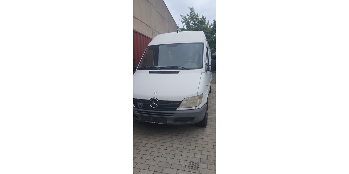 Mercedes-Benz Sprinter 432.000 km 3.900 € Hamburg 20038