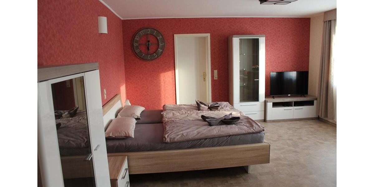 Einfamilienhaus Reichshof - 9 Zimmer, 341 m&sup2;, 879.000&euro; | Angebot:26823899