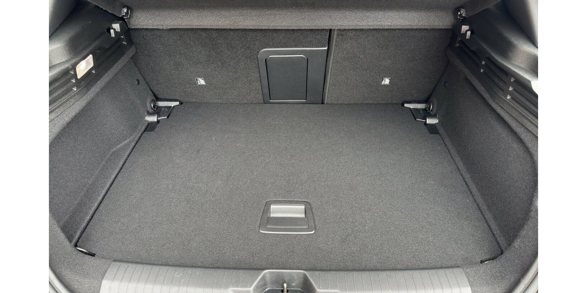 Opel Astra L GS Lim.5 *AHK/Head-up/Navi/LED/Winterpaket 22.360 km 21.480 &euro; Bamberg 96052