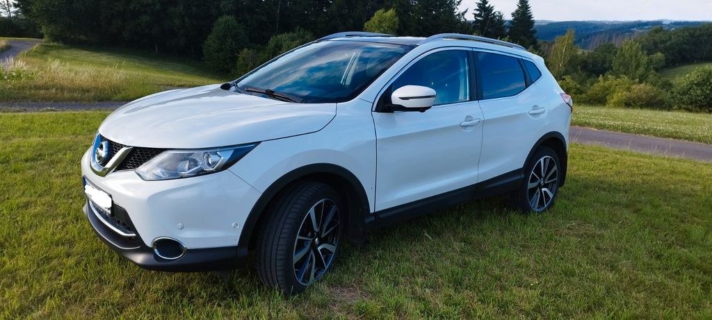 Nissan Qashqai 145.000 km 12.000 &euro; Morsbach 51597