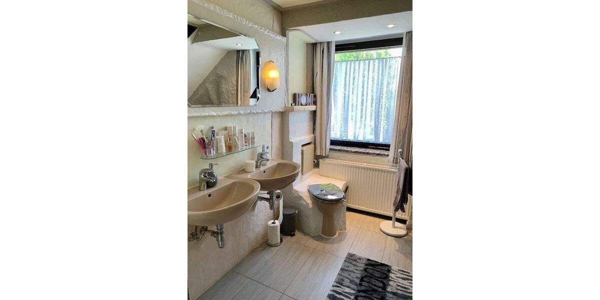 Doppelhaushälfte Greiz - 4 Zimmer, 115 m&sup2;, 155.000&euro; | Angebot:25776189