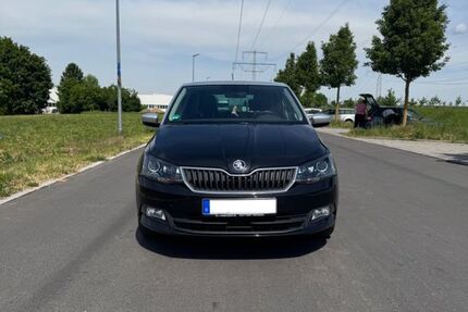 Skoda Fabia 53.598 km 11.450 &euro; Freiberg am Neckar 71691