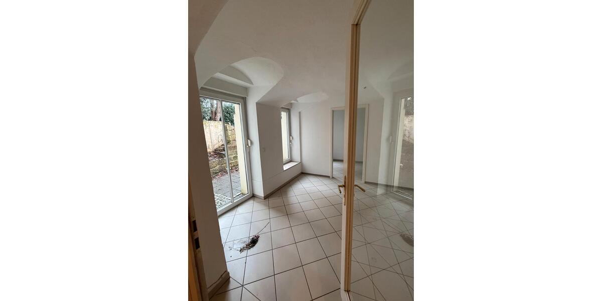 Erdgeschoßwohnung Dresden Neustadt - 3.5 Zimmer, 100 m&sup2;, 1.010&euro; | Angebot:26618980