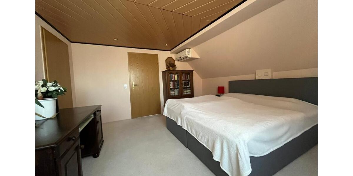Einfamilienhaus Spremberg - 7 Zimmer, 220 m&sup2;, 214.000&euro; | Angebot:19879375