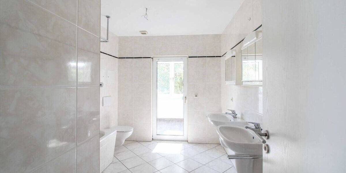 Gewerbeobjekt Gera Debschwitz - 2 Zimmer, 530.000&euro; | Angebot:26171367
