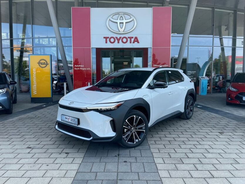 Toyota bZ4X 7.000 km 42.480 € Singen 78224