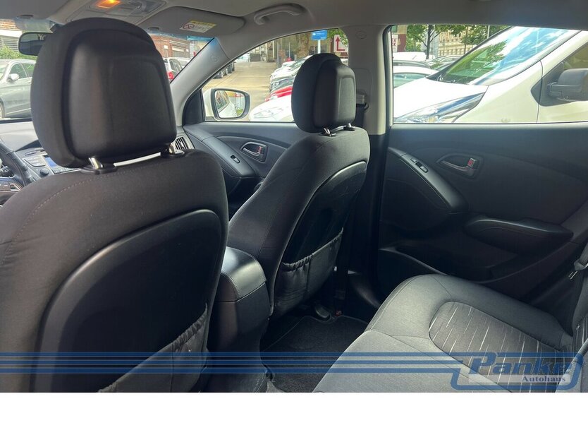 Hyundai ix35 Comfort 2WD*Phone*SHZ*Tempo*Tempo*2-Hand* 162.954 km 9.480 € Berlin 13187
