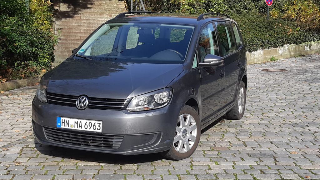VW Touran 143.500 km 8.850 &euro; Weinsberg 74189