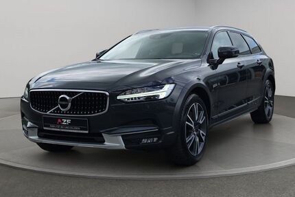 Volvo V90 Cross Country 108.472 km 28.890 &euro; Flensburg 24941