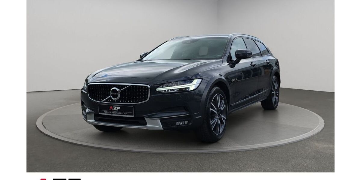 Volvo V90 Cross Country 108.472 km 28.890 &euro; Flensburg 24941