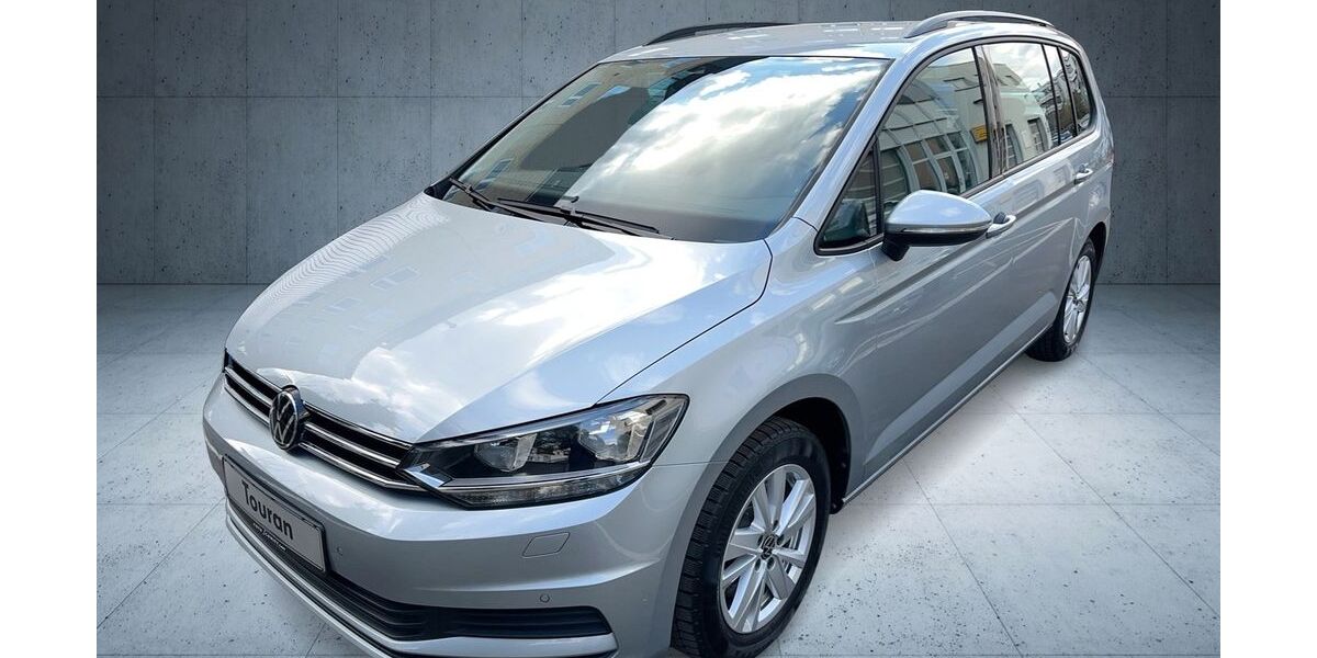 VW Touran 26.000 km 31.580 &euro; Frankfurt am Main 60528