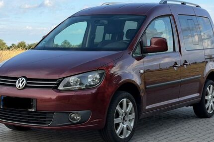 VW Caddy 176.000 km 8.800 &euro; Beeskow 15848