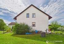 Haus zum Kaufen in Regensburg Harting 549.000 € 243 m²
