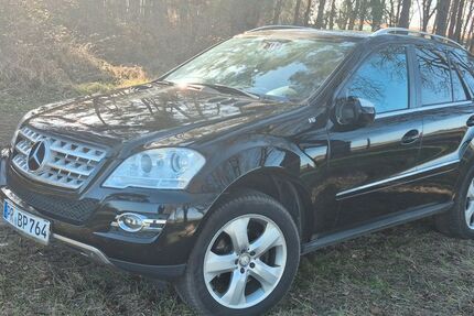 Mercedes-Benz ML 320 254.000 km 10.500 &euro; Plattenburg 19339