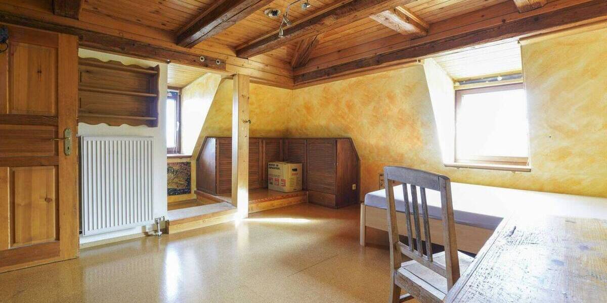 Einfamilienhaus Hohenaltheim Niederaltheim - 8 Zimmer, 192 m&sup2;, 295.000&euro; | Angebot:26424295