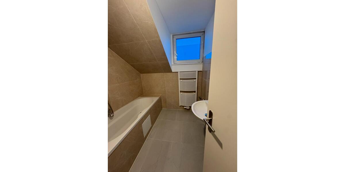 Hochparterre Bremen Huchting - 5 Zimmer, 100 m&sup2;, 1.500&euro; | Angebot:24694370