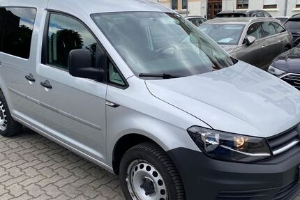 VW Caddy 173.980 km 13.990 € Zwickau 08058