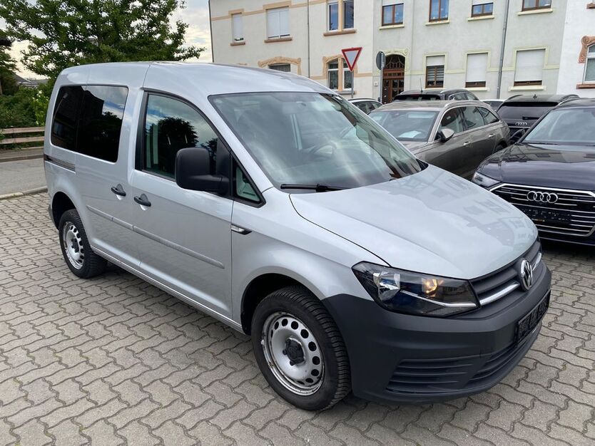 VW Caddy 173.980 km 13.990 € Zwickau 08058