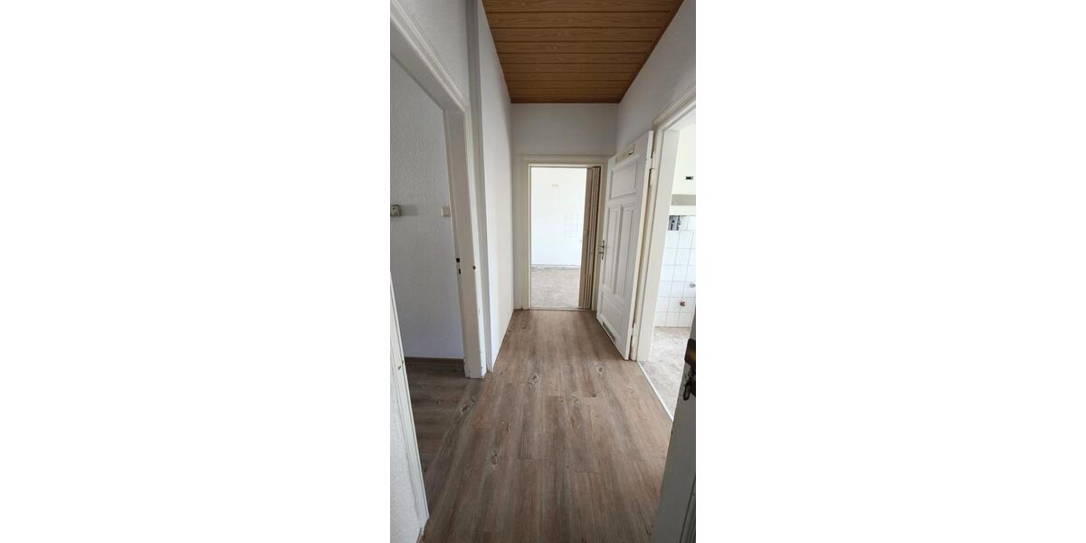 Etagenwohnung Burg - 2.5 Zimmer, 70 m&sup2;, 407&euro; | Angebot:25428353