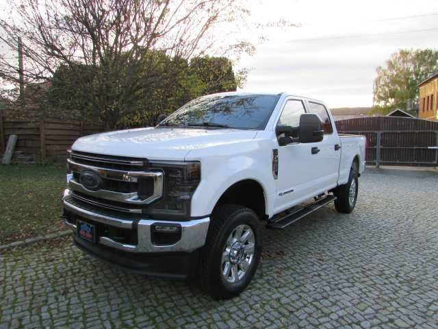 Ford F 250 90.000 km 77.990 &euro; Großfahner 99100