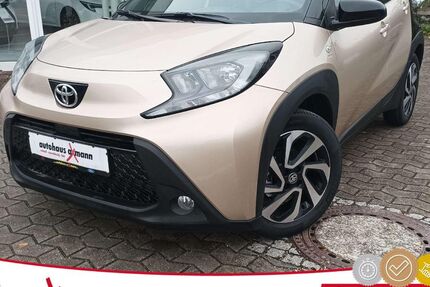 Toyota Andere 6.000 km 15.490 &euro; Dettingen 88451