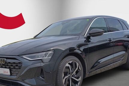 Audi Q8 e-tron 15.690 km 43.840 € Wackersdorf 92442