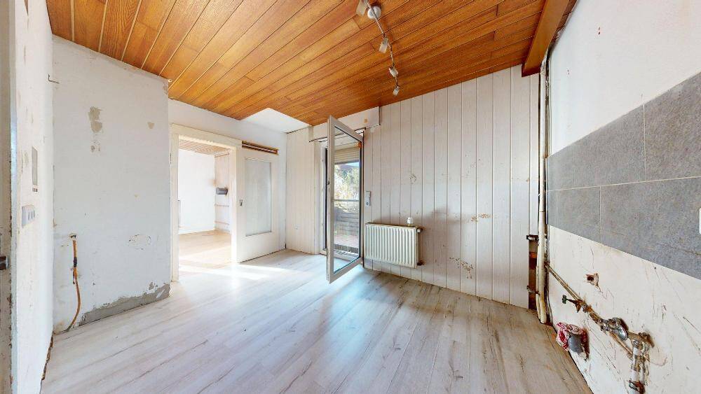 Mehrfamilienhaus, Wohnhaus Waldfischbach - 7 Zimmer, 130 m&sup2;, 119.000&euro; | Angebot:25998505