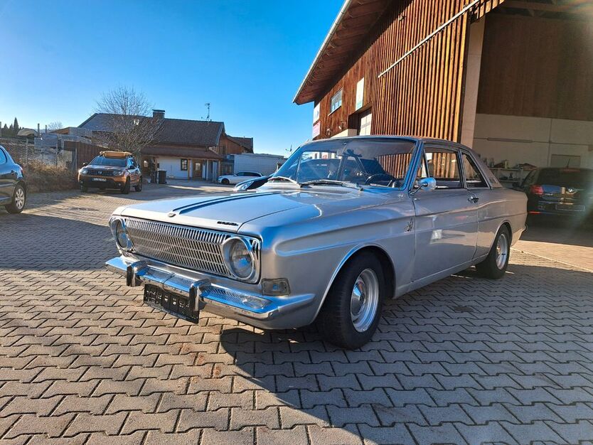 Ford Taunus 96.800 km 5.900 € Rimsting 83253