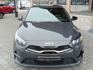 Kia CEED_5 1.0T 48V DCT 100 NIGHTLINE STD 6.000 km 22.990 &euro; Höhenkirchen-Siegertsbrun 85635