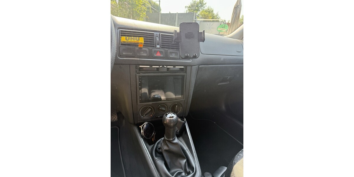 VW Golf IV 152.000 km 3.000 € Gernsbach 76593